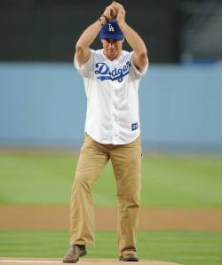 10152541_261885843989523_1717890410_n