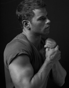 936full-kellan-lutz